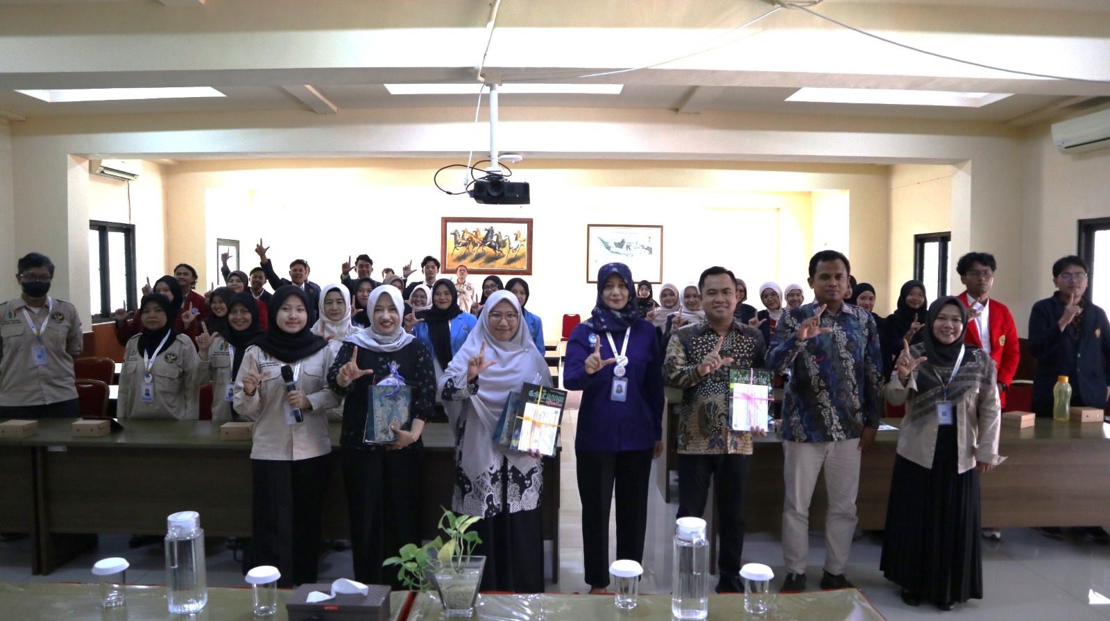 Mahasiswa Pendidikan Bahasa Indonesia FKIP Universitas Madura Ikuti Program Magang di Balai Bahasa Jawa Timur