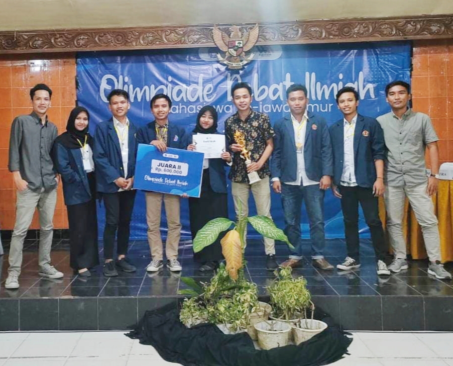 Tim Unira Juara II Olimpiade Debat Ilmiah Mahasiswa Se-Jawa Timur