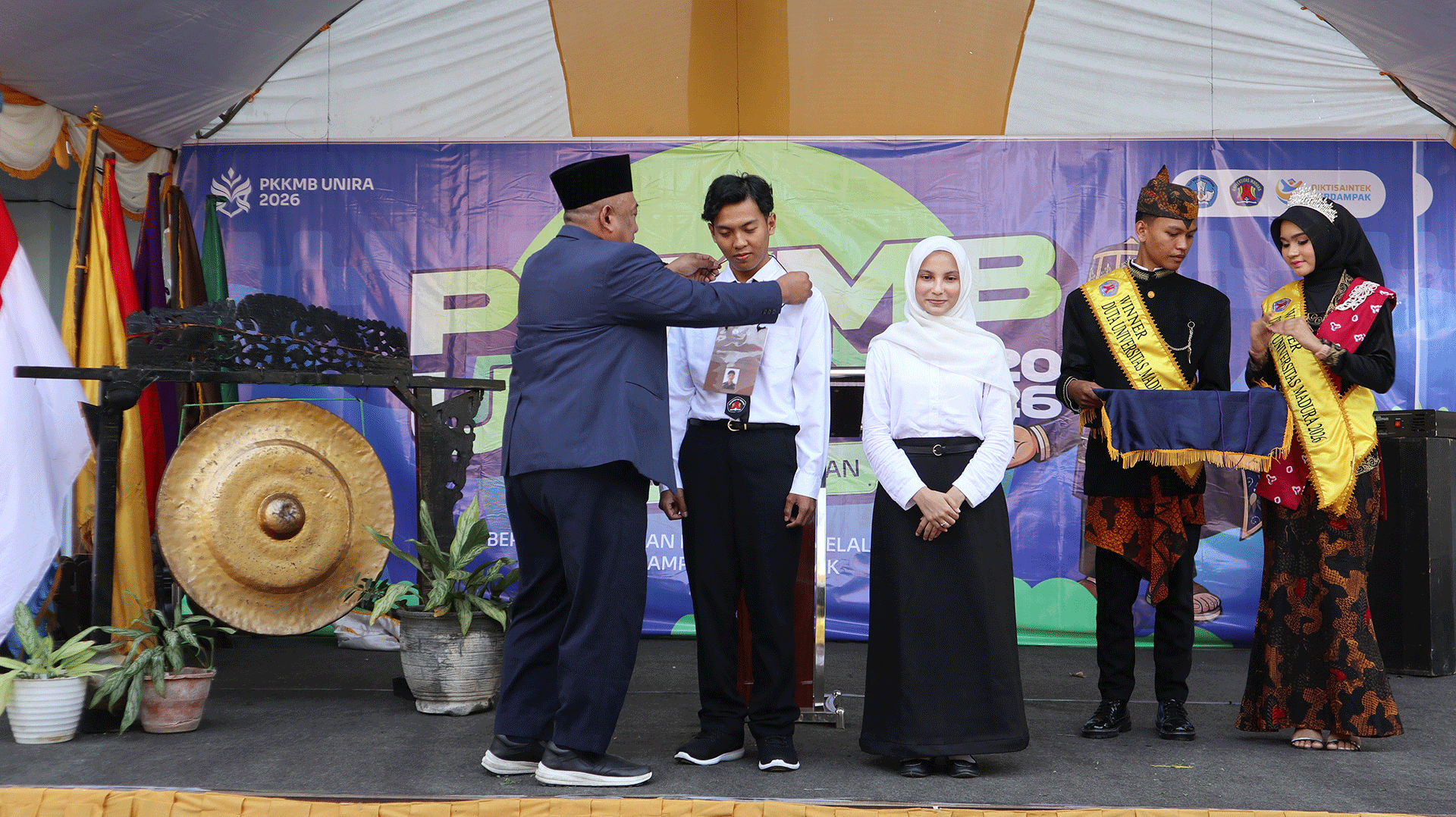 Resmi Buka PKKMB 2026/2027, Rektor Universitas Madura Tekankan Pentingnya 2K