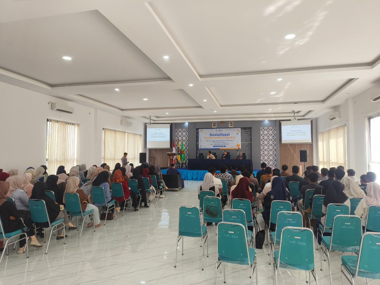 Perkuat Kualitas Akademik, FKIP Universitas Madura Sosialisasikan Pedoman Baru Tugas Akhir