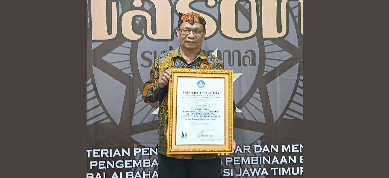 Lewat Buku "Lukamu Abadi", Dosen Universitas Madura Raih Penghargaan Sastra Tingkat Provinsi