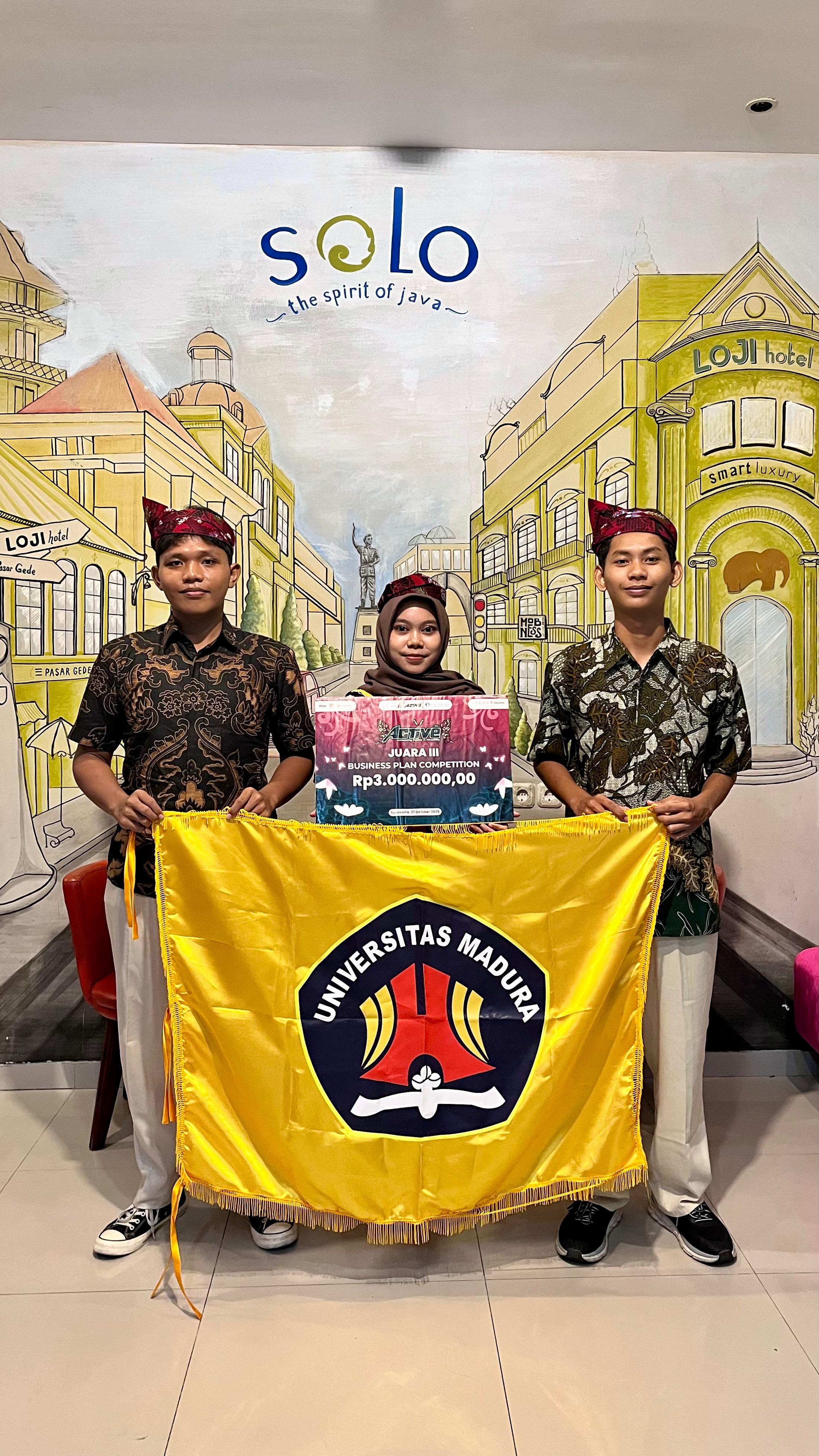 Angkat Potensi Garam Lokal, Tim Mahasiswa Universitas Madura Raih Juara 3 Business Plan Competition Nasional di UNS
