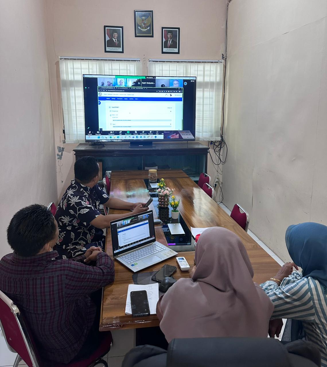 Dukung Inovasi Akademik, Dosen FKIP UNIRA Ikuti Sosialisasi Learning Management System ELMU