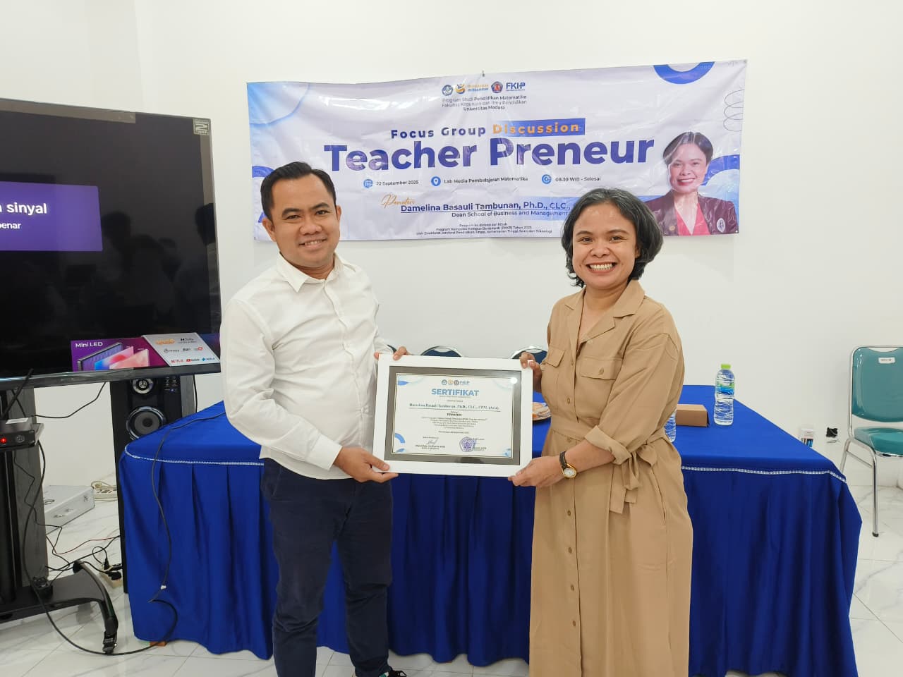 Prodi Pendidikan Matematika FKIP Universitas Madura Gelar FGD Teacher Preneur