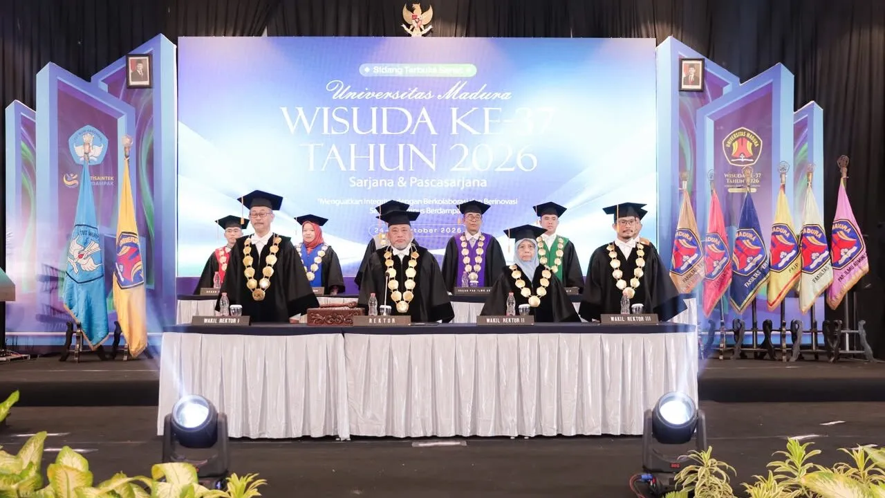 Rektor UNIRA Tegaskan Komitmen Kampus Berdampak pada Wisuda ke-37: Lepas 849 Lulusan dan Raih Hibah Rp2 Miliar