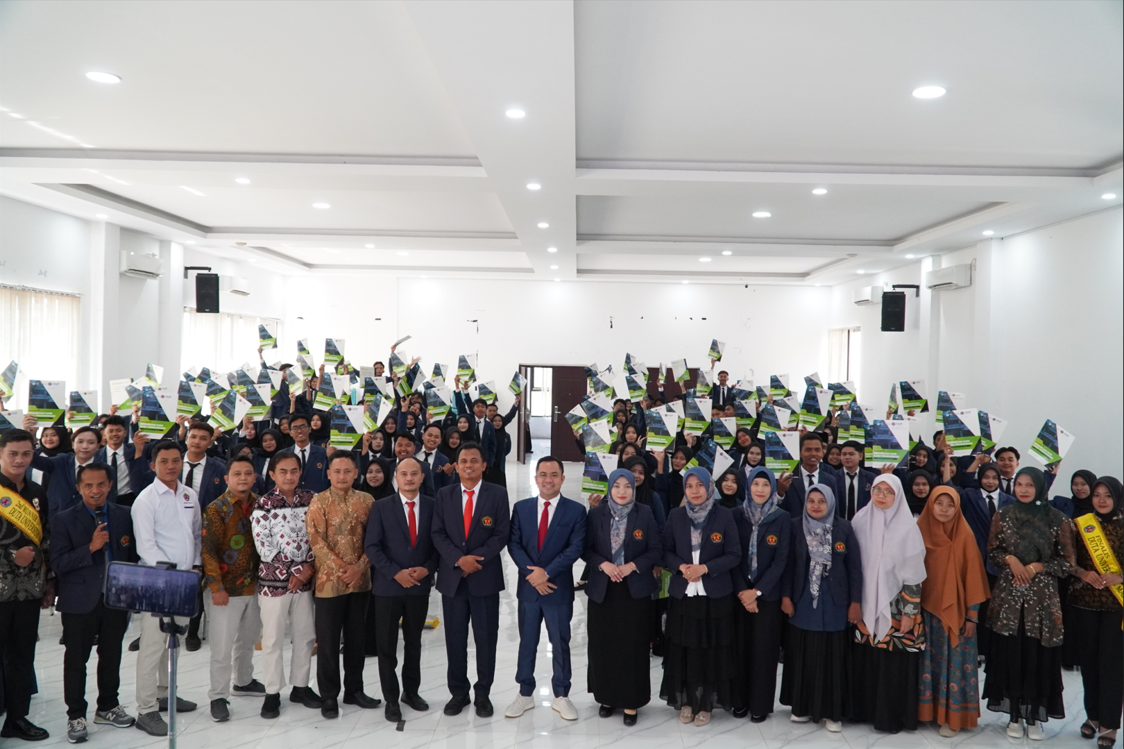 FKIP Universitas Madura Gelar Yudisium 118 Mahasiswa, Tekankan Adaptasi Digital dan Penguatan Karakter Lulusan